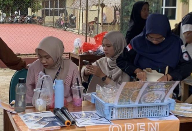 
					Dari Bangku Kuliah ke Layar Ponsel
