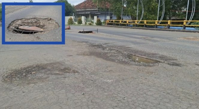 
					Jembatan Irigasi Jalan Budi Utomo Metro Selatan Jebol