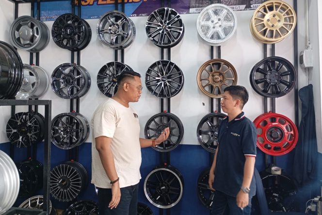 
					Wakil Ketua BPSK Disperindag Lampung Turun Lapangan, Sosialisasi ke Pelaku Usaha