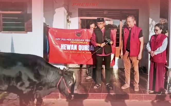 
					Andy Roby Salurkan Hewan Kurban ke DPC PDI Perjuangan Pesawaran